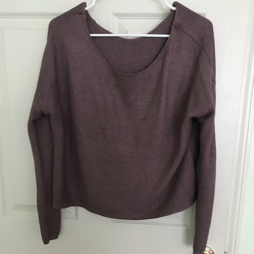 Garage purple top
